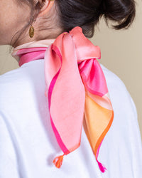 Carré Quatuor en soie nude